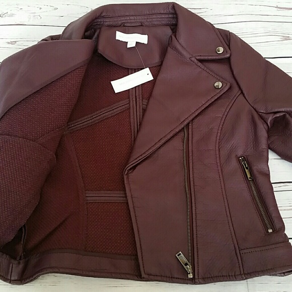 Textured Faux-leather Moto Jacket - Picture 6 of 8